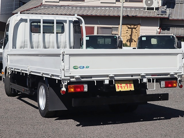 平ボディ 積載2t ワイドロング　全低床 車両総重量4965Kg|中古トラックの販売・買取・査定のアイナビ