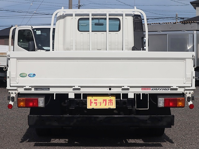 平ボディ　2t　ワイドロング　全低床　車両総重量4965kg|中古トラックの販売・買取・査定のアイナビ