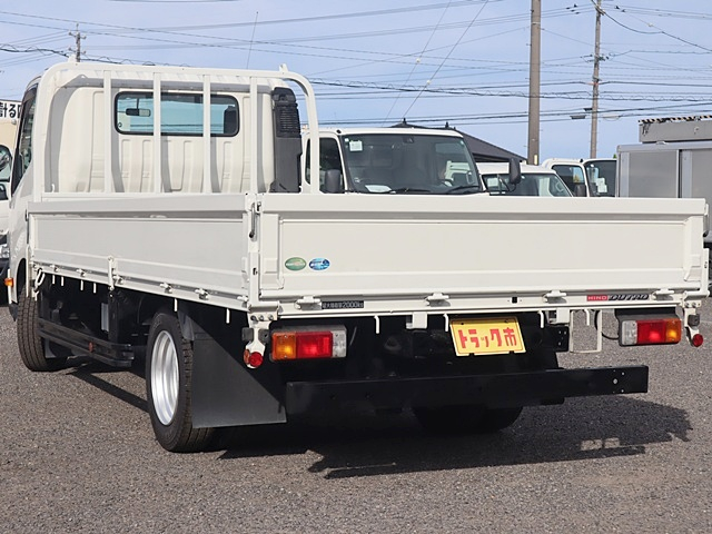 平ボディ　2t　ワイドロング　全低床　車両総重量4965kg|中古トラックの販売・買取・査定のアイナビ