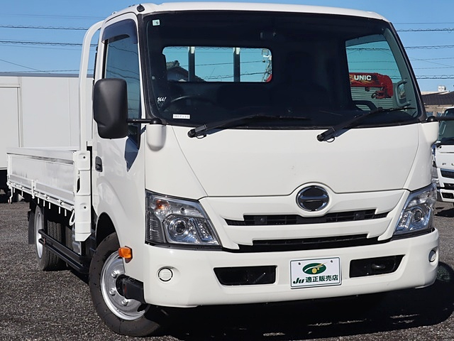 平ボディ　2t　ワイドロング全低床　車両総重量4965Kg|中古トラックの販売・買取・査定のアイナビ