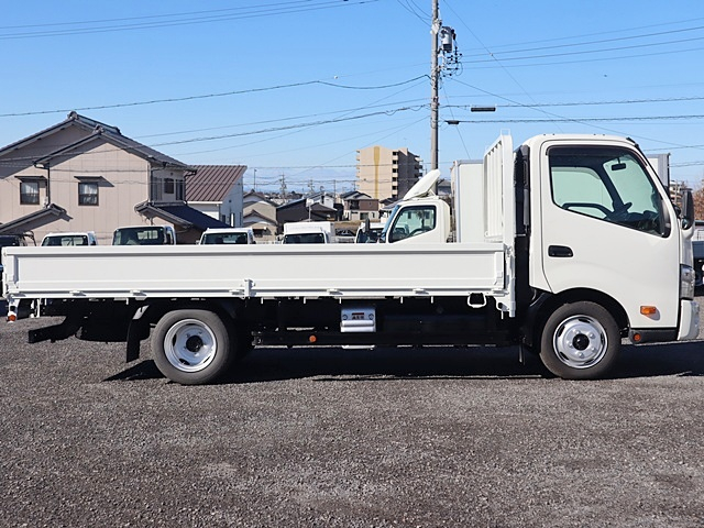 平ボディ　2t　ワイドロング全低床　車両総重量4965Kg|中古トラックの販売・買取・査定のアイナビ