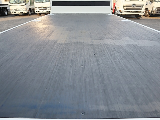 平ボディ　2t　ワイドロング全低床　車両総重量4965KG|中古トラックの販売・買取・査定のアイナビ