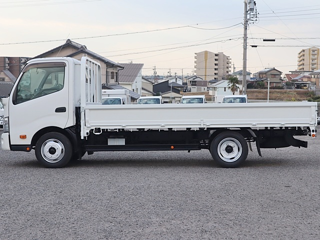 平ボディ　2t　ワイドロング全低床　車両総重量4965KG|中古トラックの販売・買取・査定のアイナビ