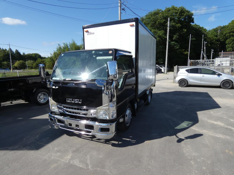 H 27 1.5トン パネルバン 　4WD|中古トラックの販売・買取・査定のアイナビ