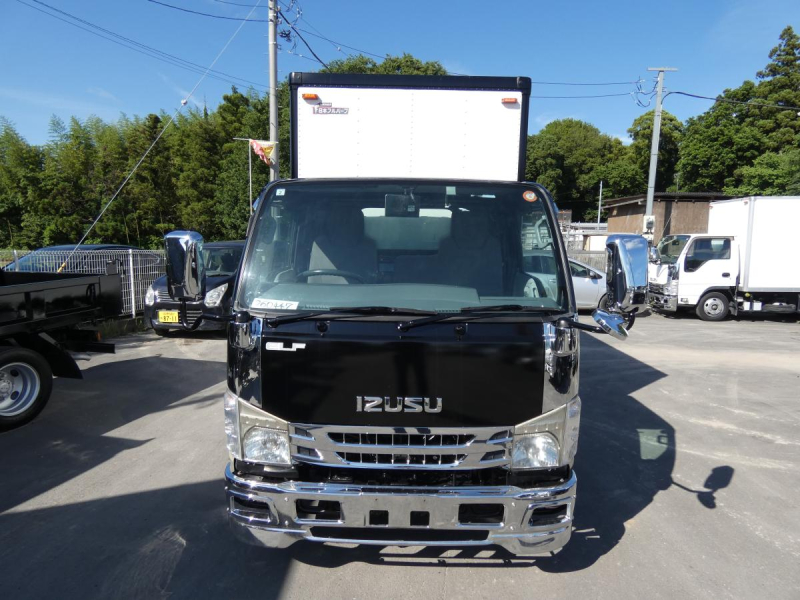 H 27 1.5トン パネルバン 　4WD|中古トラックの販売・買取・査定のアイナビ