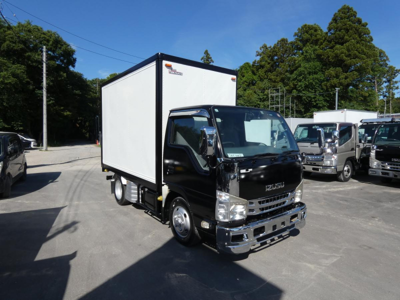H 27 1.5トン パネルバン 　4WD|中古トラックの販売・買取・査定のアイナビ