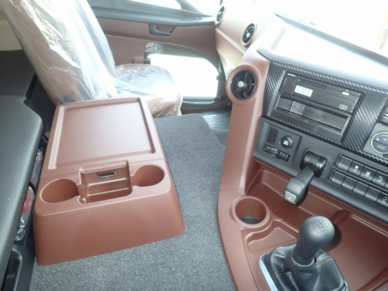4軸低床　ハイルーフ　後輪エアサス　7速　380PS　MTリターダ|中古トラックの販売・買取・査定のアイナビ