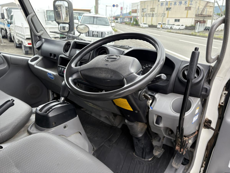 H25 デュトロ 2tダンプ|中古トラックの販売・買取・査定のアイナビ