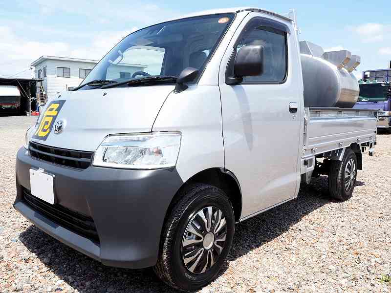 トヨタタウンエーストラック4WD書類有タンクローリー700L|中古トラックの販売・買取・査定のアイナビ