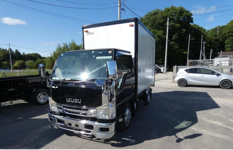 H 27 1.5トン パネルバン 　4WD|中古トラックの販売・買取・査定のアイナビ