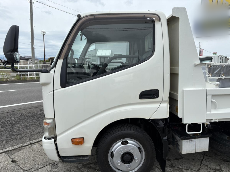 H25 デュトロ 2tダンプ|中古トラックの販売・買取・査定のアイナビ