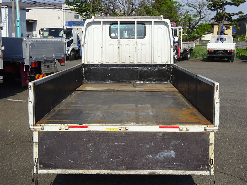 2t4　全低床　5t未満|中古トラックの販売・買取・査定のアイナビ