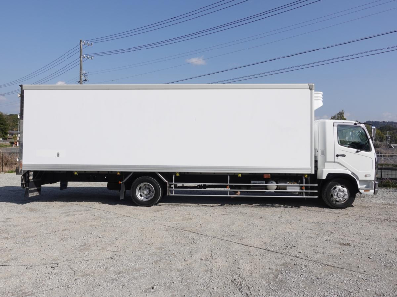 ワイド増トン積載6.3t-30度低温冷蔵冷凍|中古トラックの販売・買取・査定のアイナビ