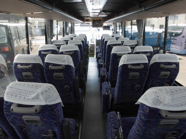 中型バス42人乗り9Mスイング自動ドア貫通トランク2本|中古トラックの販売・買取・査定のアイナビ