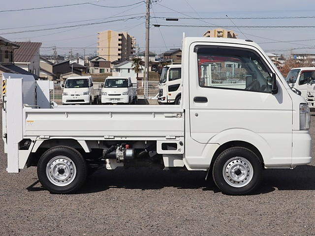 垂直式パワーゲート4WD積載350KG 新明和RE04|中古トラックの販売・買取・査定のアイナビ