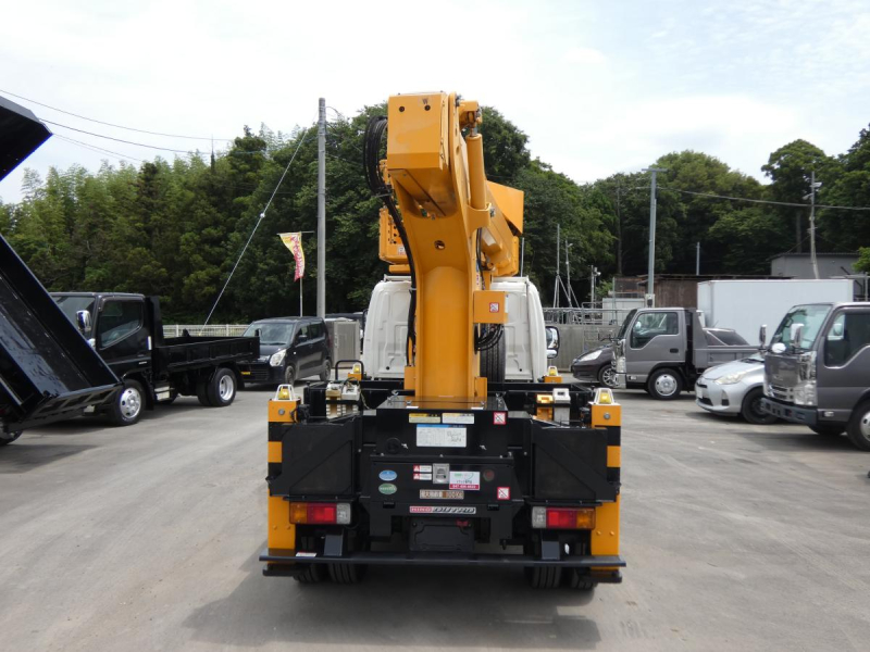 H25 高所作業車 オートマ　260604|中古トラックの販売・買取・査定のアイナビ