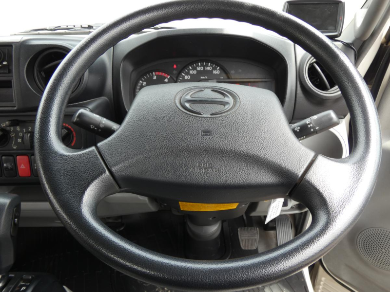 H25 高所作業車 オートマ　260604|中古トラックの販売・買取・査定のアイナビ