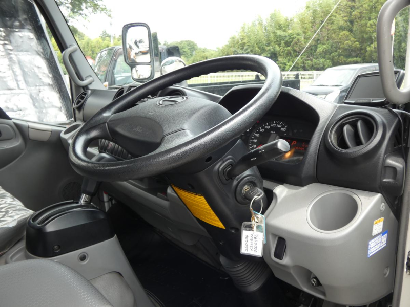 H25 高所作業車 オートマ　260604|中古トラックの販売・買取・査定のアイナビ