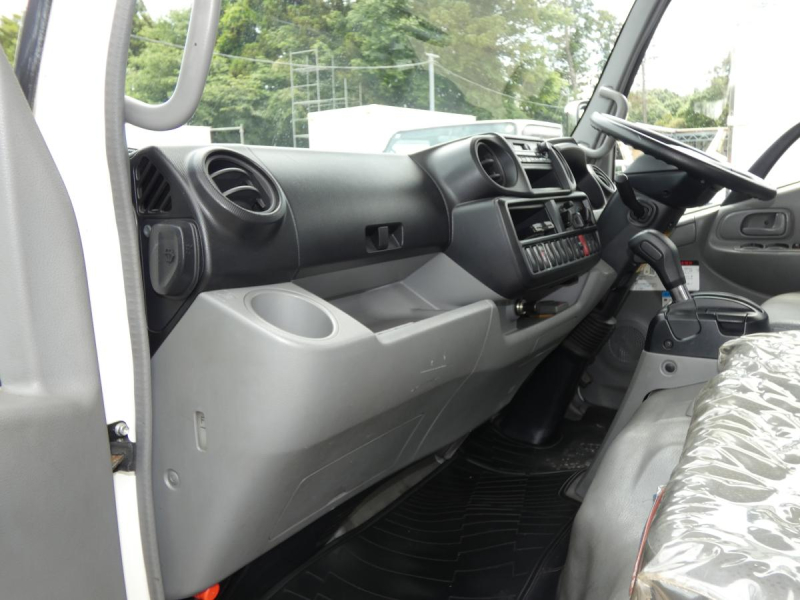 H25 高所作業車 オートマ　260604|中古トラックの販売・買取・査定のアイナビ