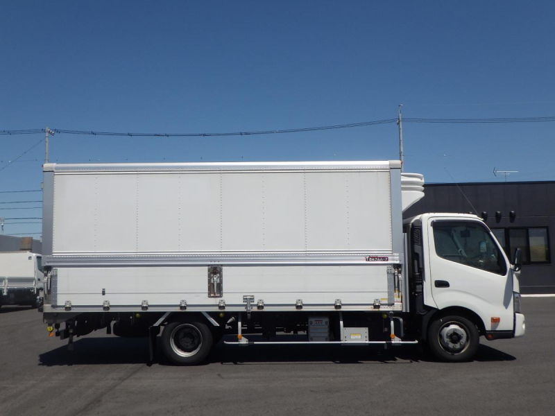 冷凍ウイング 菱重-5℃設定 ワイド超ロング 車輌総重量7,375kg|中古トラックの販売・買取・査定のアイナビ
