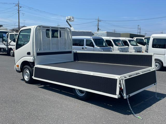 トヨタ 平ボディ|中古トラックの販売・買取・査定のアイナビ