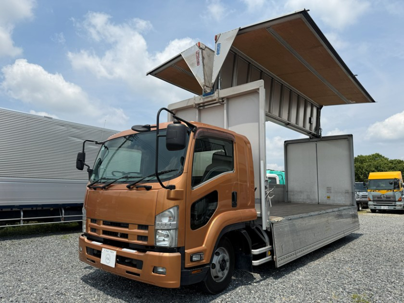 平成26年式☆いすゞフォワード アルミウイング 車検付き|中古トラックの販売・買取・査定のアイナビ