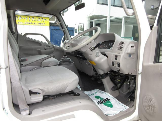 日野 バン車 デュトロ|中古トラックの販売・買取・査定のアイナビ