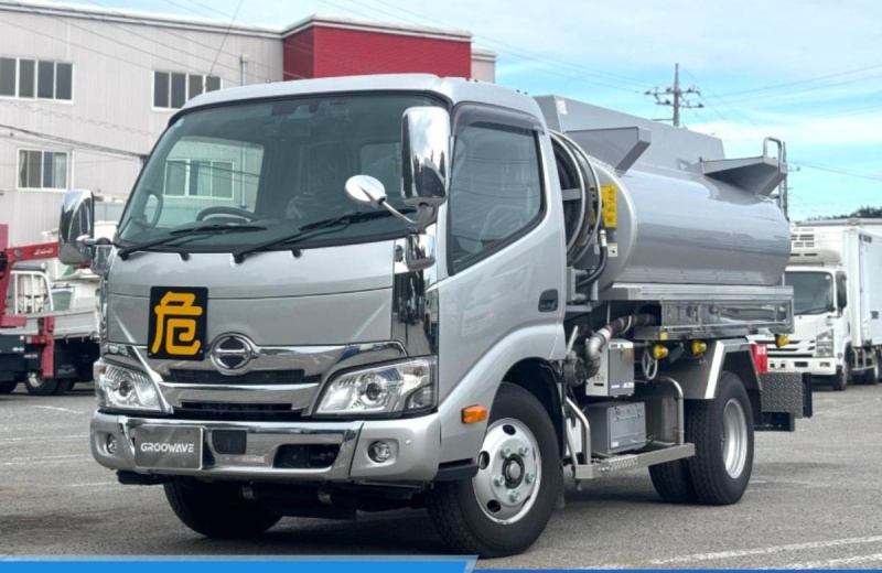 ☆タンク書類有☆極東2室車検付フルメッキ|中古トラックの販売・買取・査定のアイナビ