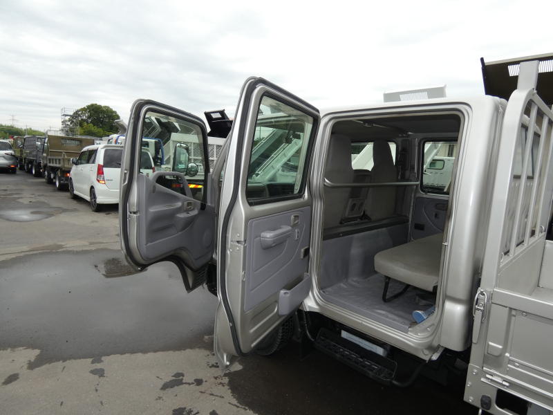 H25　1.2トン Wキャブ　平ボディー　三方開　ダイナ　260509|中古トラックの販売・買取・査定のアイナビ