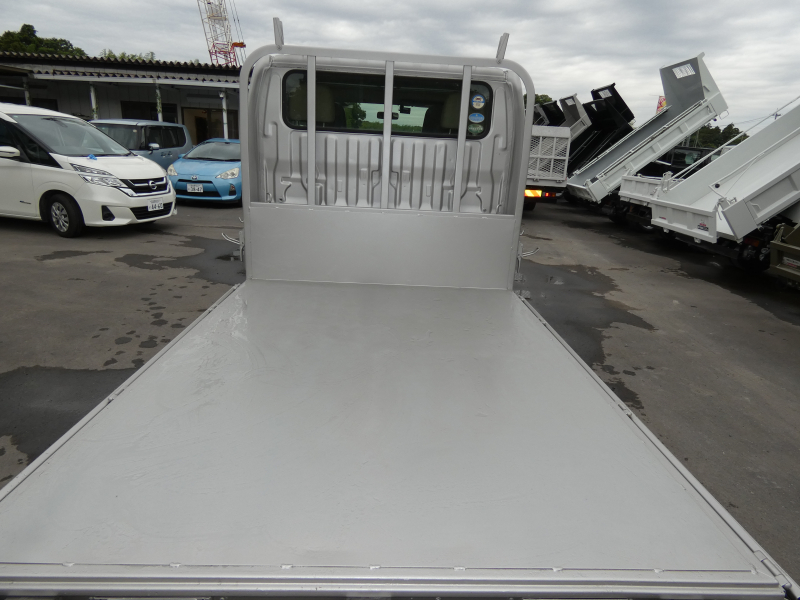 H25　1.2トン Wキャブ　平ボディー　三方開　ダイナ　260509|中古トラックの販売・買取・査定のアイナビ