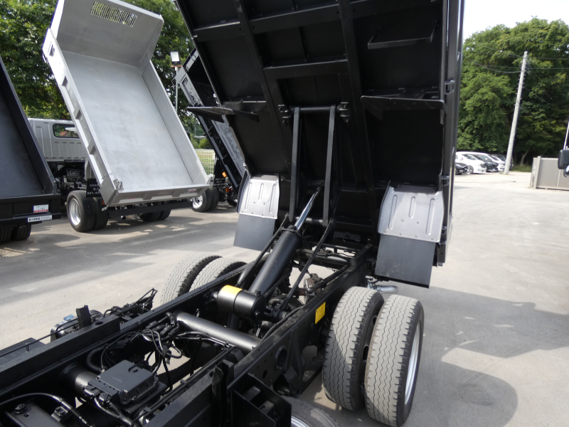 H29　２トン　ダンプ　オートマ　260348|中古トラックの販売・買取・査定のアイナビ