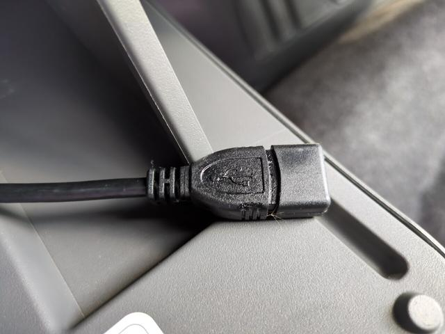 NV350キャラバン|中古トラックの販売・買取・査定のアイナビ