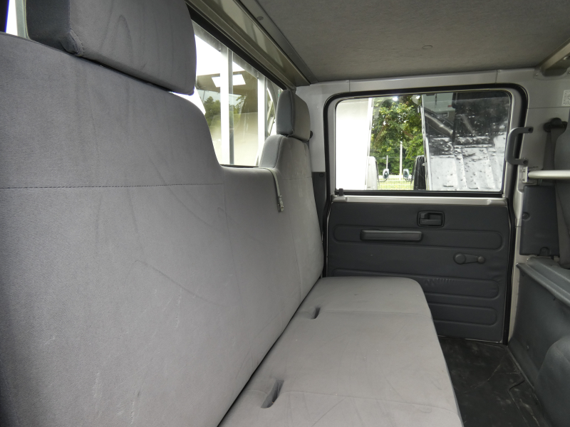 H23　Wキャブ　1.5トン　260453|中古トラックの販売・買取・査定のアイナビ