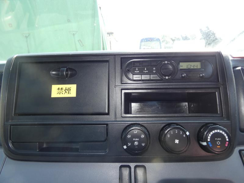 H28　2トン　平ボディ　260603|中古トラックの販売・買取・査定のアイナビ