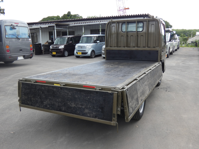 H28　2トン平ボディ　MT　260319|中古トラックの販売・買取・査定のアイナビ