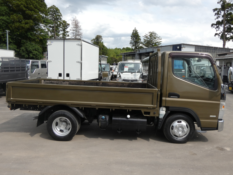 H28　2トン平ボディ　MT　260319|中古トラックの販売・買取・査定のアイナビ