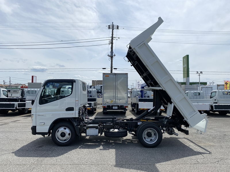 全低床　4ナンバー　新明和工業　積載3,000kg　DUONIC|中古トラックの販売・買取・査定のアイナビ