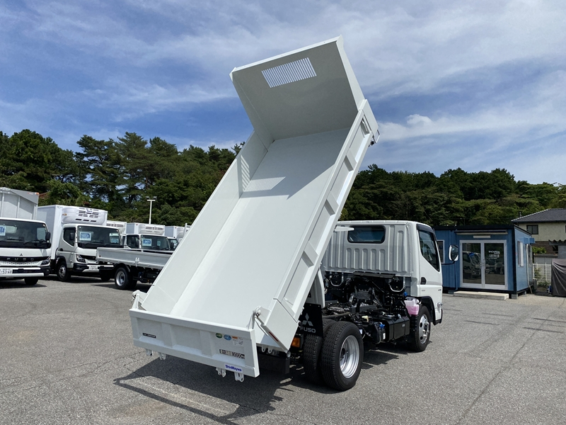 全低床　4ナンバー　新明和工業　積載3,000kg　DUONIC|中古トラックの販売・買取・査定のアイナビ
