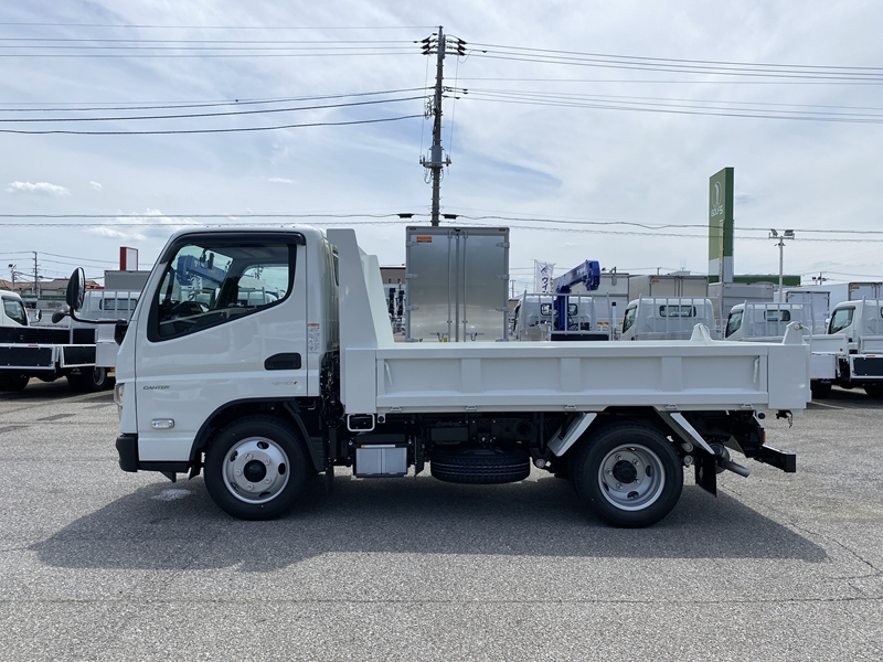 全低床　4ナンバー　新明和工業　積載3,000kg　DUONIC|中古トラックの販売・買取・査定のアイナビ