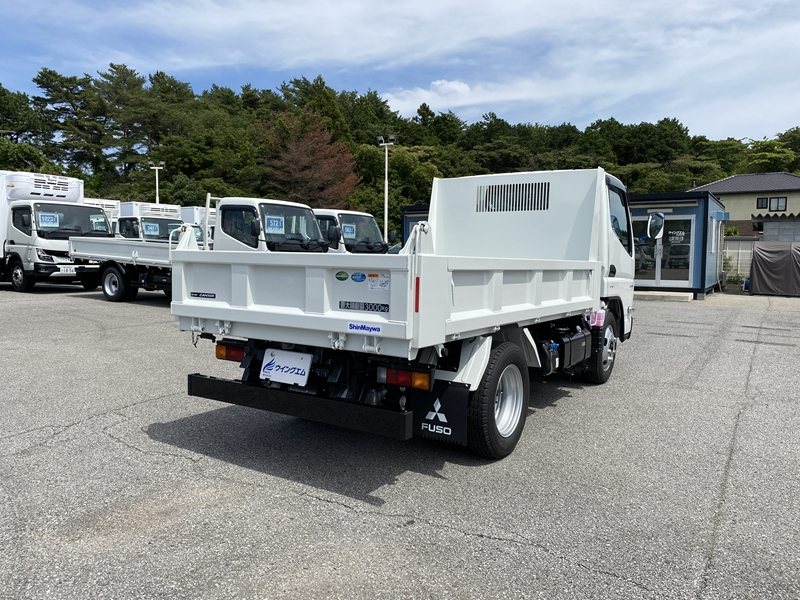 全低床　4ナンバー　新明和工業　積載3,000kg　DUONIC|中古トラックの販売・買取・査定のアイナビ