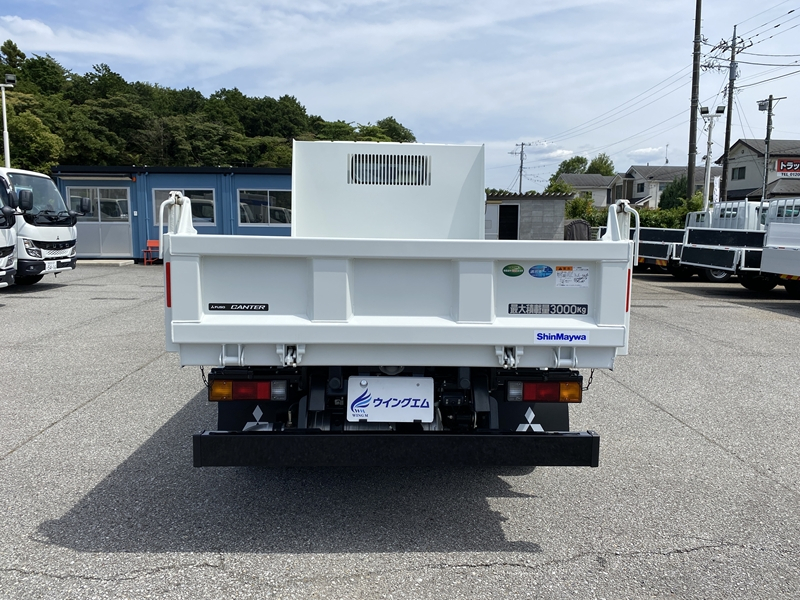 全低床　4ナンバー　新明和工業　積載3,000kg　DUONIC|中古トラックの販売・買取・査定のアイナビ