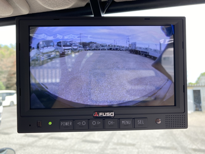 全低床　4ナンバー　新明和工業　積載3,000kg　DUONIC|中古トラックの販売・買取・査定のアイナビ