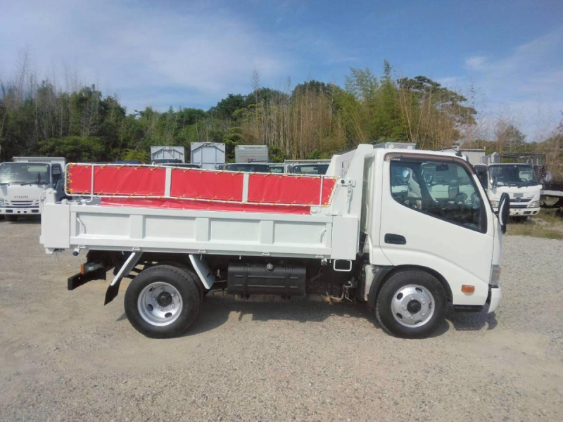 H25年　デュトロ 3t 高床 強化ダンプ　No.1062|中古トラックの販売・買取・査定のアイナビ