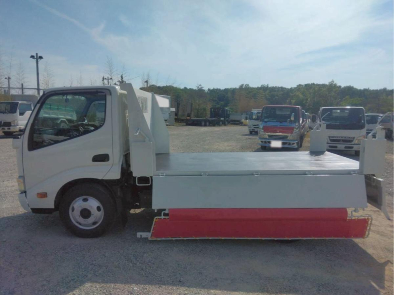 H25年　デュトロ 3t 高床 強化ダンプ　No.1062|中古トラックの販売・買取・査定のアイナビ