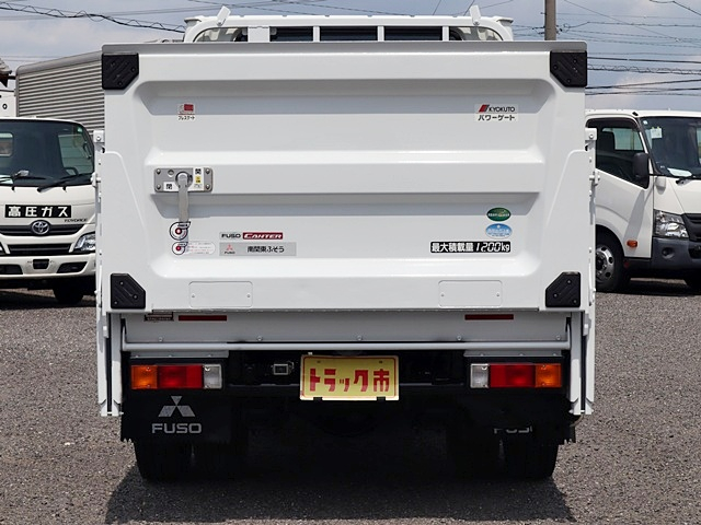 Wキャブ　積載1.2t　垂直式パワーゲート　6人乗　4WD|中古トラックの販売・買取・査定のアイナビ