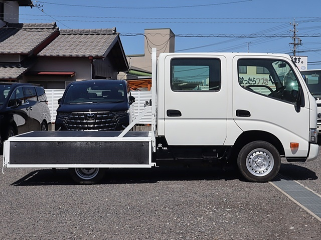 Wキャブ　積載1.2t　ジャストロー　車両総重量3420KG|中古トラックの販売・買取・査定のアイナビ