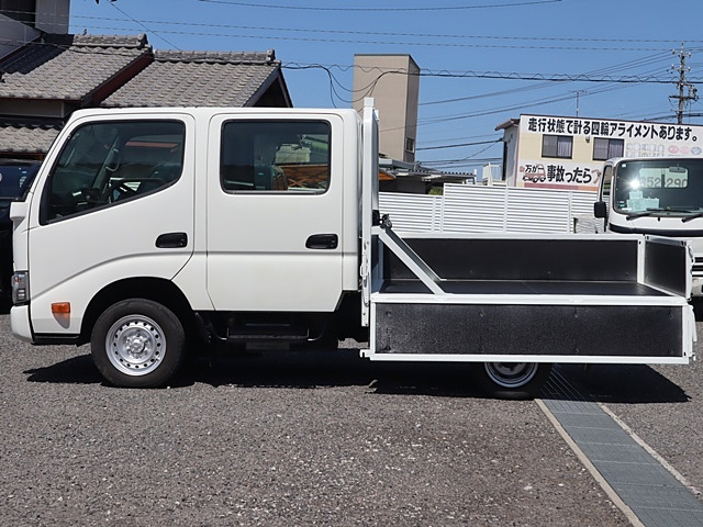 Wキャブ　積載1.2t　ジャストロー　車両総重量3420KG|中古トラックの販売・買取・査定のアイナビ