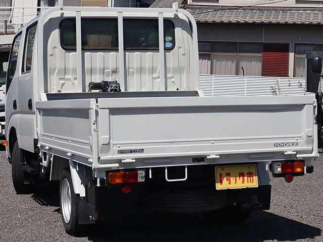 Wキャブ　積載1.2t　ジャストロー　車両総重量3420KG|中古トラックの販売・買取・査定のアイナビ
