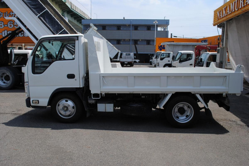 H30 エルフ ダンプ 積載3t|中古トラックの販売・買取・査定のアイナビ