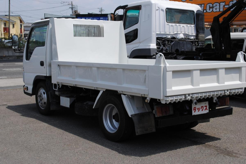 H30 エルフ ダンプ 積載3t|中古トラックの販売・買取・査定のアイナビ